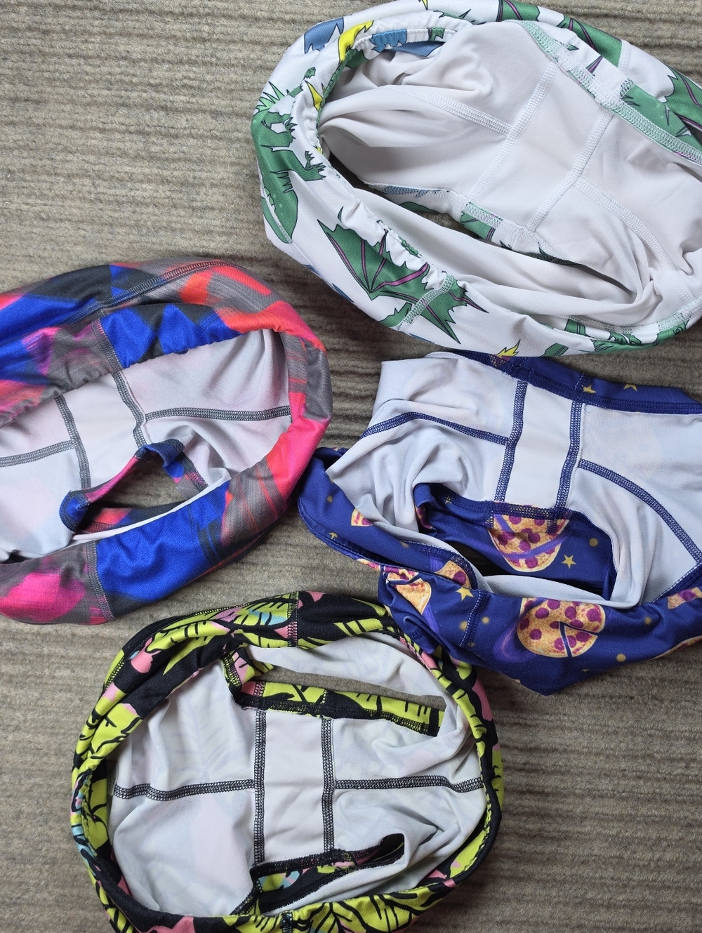 FLEO Lot Of 4 Bold Wild Spandex Workout Booty Shorts Cross Fit Sz Med - Picture 9 of 12